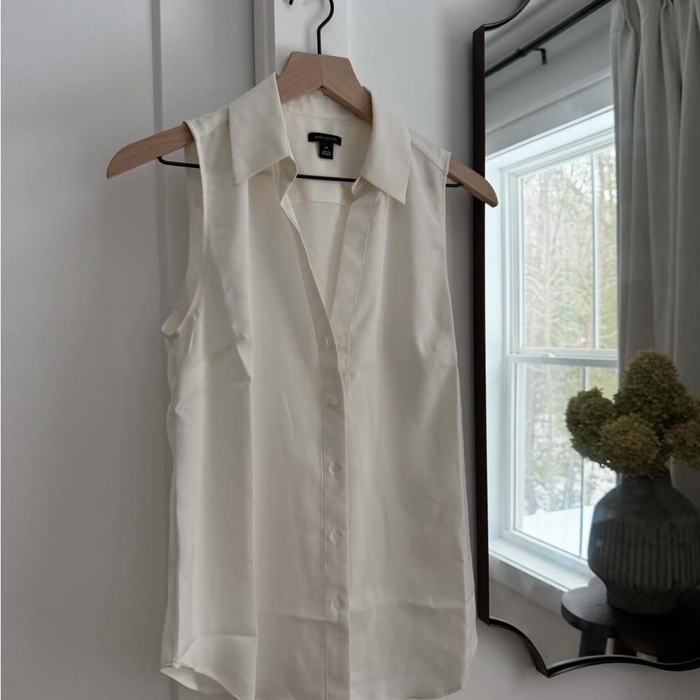 Ann Taylor Cream Sleeveless Blouse